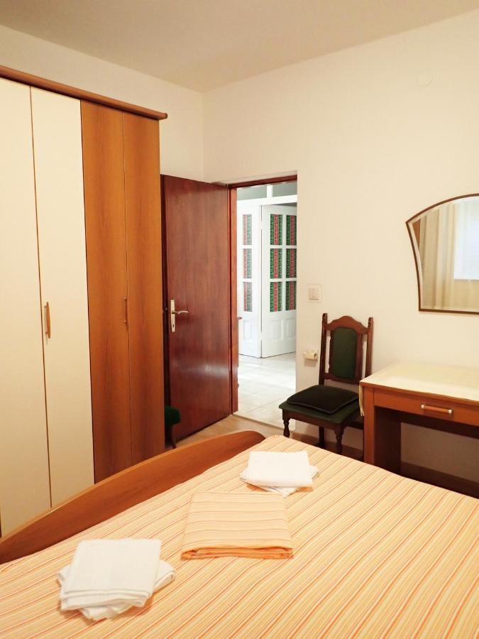 Katja Beach Apartment Račišće Extérieur photo