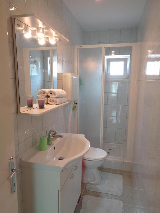 Katja Beach Apartment Račišće Extérieur photo